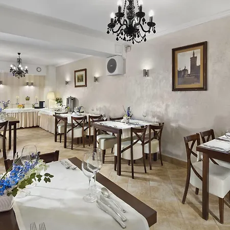 Bonum Old Town 3*